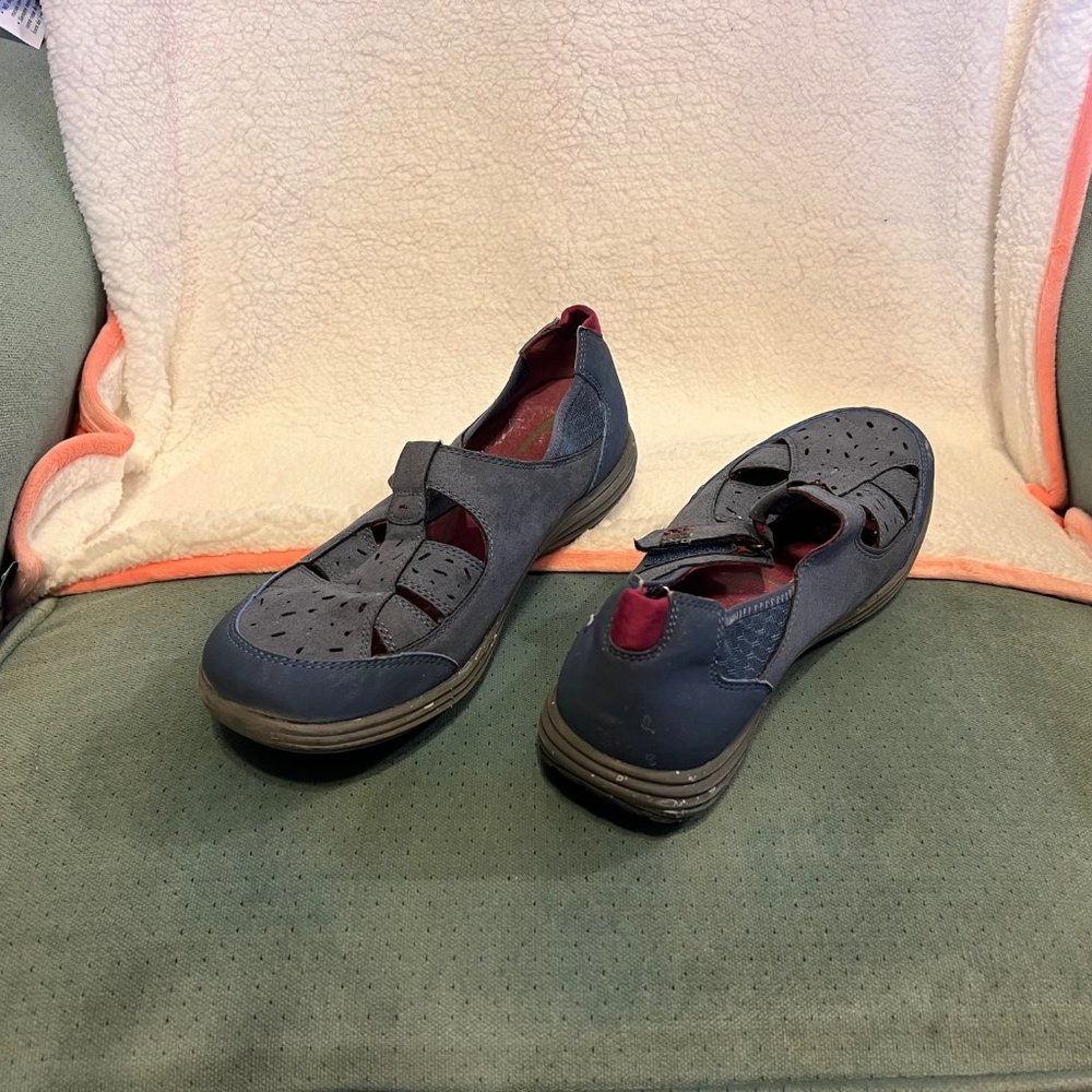 9 Wide Arabon Fisherman Sandals